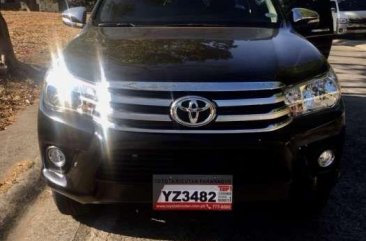 2016 Toyota Hilux 2.8g (4x4) 974km only