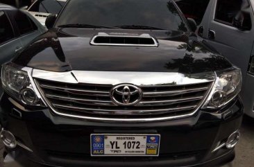 2015 Toyota Fortuner 2.5V 4x4 AT BLACK For Sale 