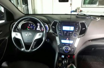 2013 Hyundai Santa fe AT Diesel for sale 