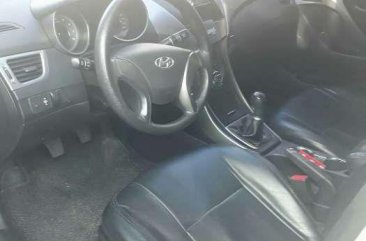 Hyundai Elantra CVVT 1.6 GL 2012 for sale 