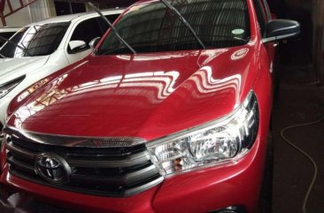 2017 Toyota hilux 4x2 E manual RED newlook for sale 