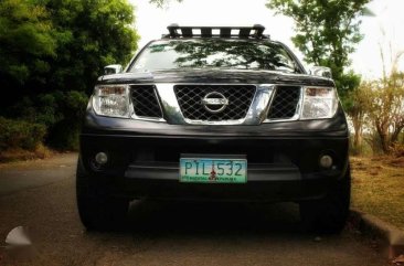 Nissan Navara LE 2011 MT Black For Sale 