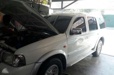 Ford Everest 4x2 2007 Top of the Line For Sale 