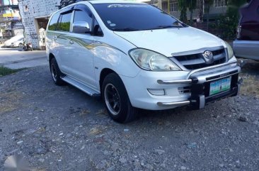 Toyota Innova gas manual 2006 for sale 