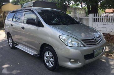 2011 Toyota INNOVA E. Diesel Manual. all ORIG. Brand new condition