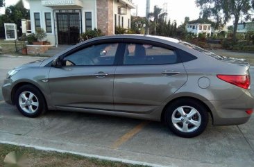 Hyundai Accent 2013 AT for sale 