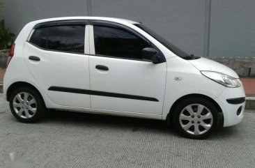 Hyundai i10 White Hatchback For Sale 