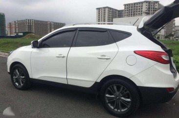 2015 Hyundai Tucson AT White SUV For Sale 