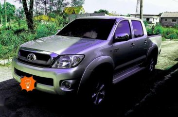 2011 Toyota Hilux G FOR SALE 