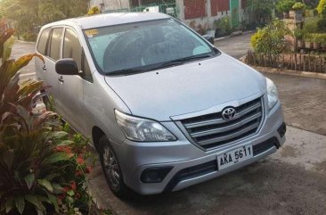 Toyota Innova 2015 E Well Maintained For Sale 