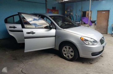 2010 Hyundai Accent diesel silver manual