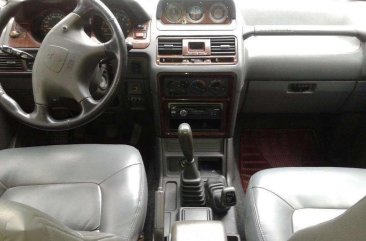 Mitsubishi Pajero fieldmaster manual transmission 4x4 1999 