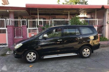 Toyota Innova g MT 2007 FOR SALE