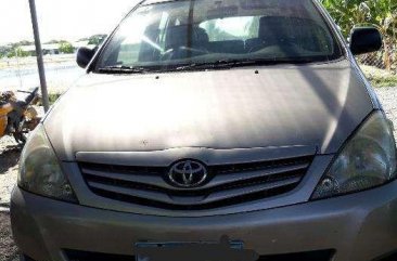 For sale or swap Toyota Innova E 2.0 gasoline 2009 model