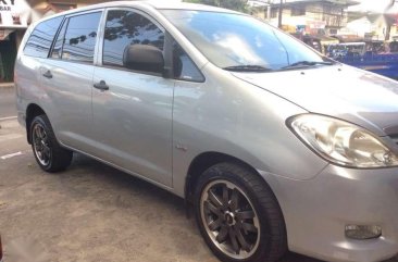 FOR SALE TOYOTA Innova J 2012