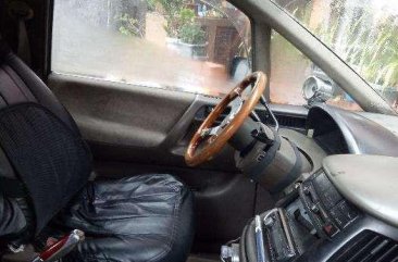 Toyota Previa 2000 Well Maintained For Sale 