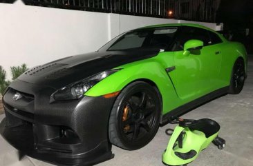 2009 to 2018 Nissan Gtr R35 Front BUMPER Dry Carbon Fiber Top Racing