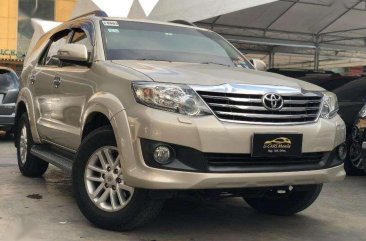 2012 Toyota Fortuner 4x2 G MT Gas. FRESH