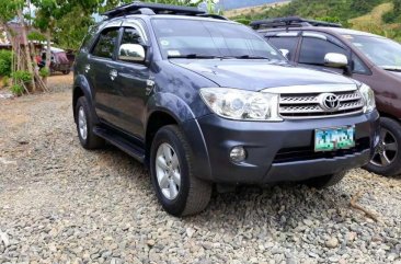 2011 Toyota Fortuner G Manual Diesel FOR SALE 