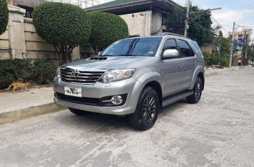 2016 Toyota Fortuner V Diesel Automatic - 16