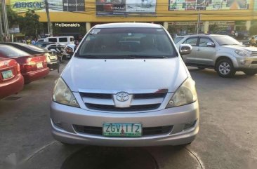 Toyota innova V 2007 automatic gas for sale 