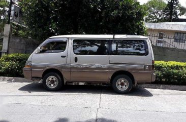 Toyota Hi Ace Super Custom Limited For Sale 