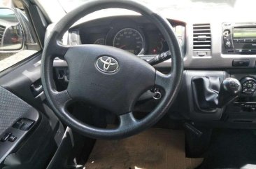 2013 Toyota Hiace GL Grandia FOR SALE 