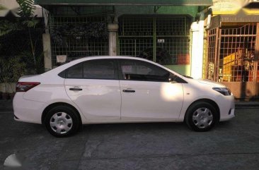 Grab Toyota Vios E White 2016 MT No assume balance