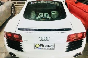 Well-maintained Audi R8 2013 for sale