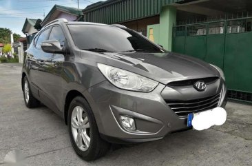 Well-maintained Hyundai Tucson 2012 for sale