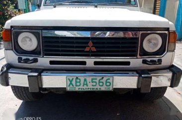 Mitsubishi Pajero 1st gen vs trooper toyota honda isuzu suzuki hilux