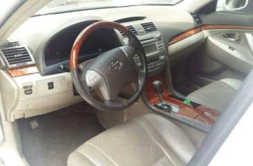 2009 Toyota Camry 2.4v AT White For Sale 