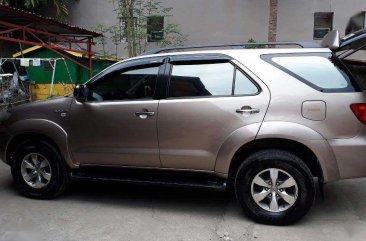 Toyota Fortuner 2005 4x4 AT Beige SUV For Sale 