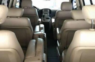 Hyundai Starex Hvx 2010 Silver Van For Sale 