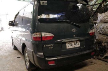 Hyundai Starex 2005 Gray Van For Sale 