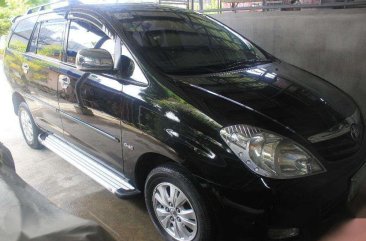 TOYOTA Innova G 2011 FOR SALE