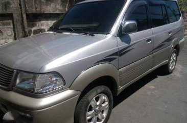 Toyota Revo vx 200 2002model manual​ For sale 