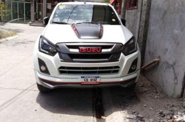 For assume balance 2017 Isuzu D-max