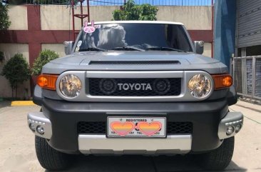 TOYOTA FJ CRUISER 2016 (Good as New)