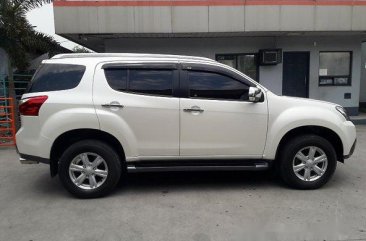 Well-kept Isuzu MU-X 2016 for sale