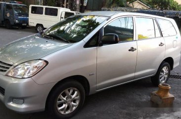 Well-maintained Toyota Innova 2010 for sale