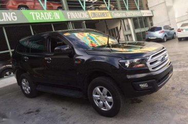 2017 Ford Everest Ambiente AT also fortuner montero 2016 2017 2018