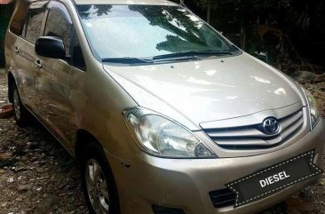 TOYOTA INNOVA 2010 FOR SALE