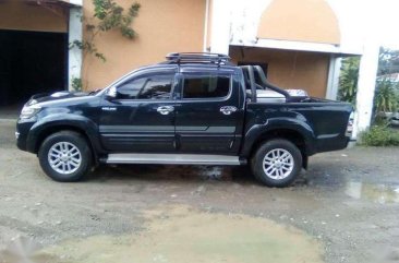 TOYOTA Hilux G 2014 MT FOR SALE 