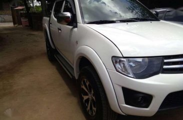 Mitsubishi Strada 2011 FOR SALE