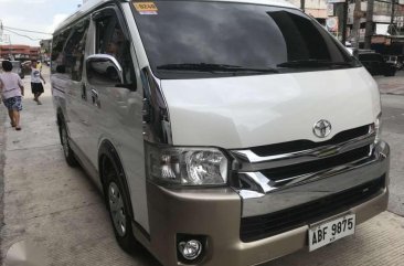 Toyota Hiace Gl Grandia 2015 FOR SALE