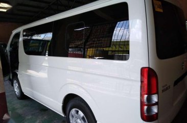 2017 Toyota Hiace Commuter Van 3.0 Turbo Diesel