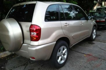 Rav4 Toyota 2004 FOR SALE