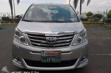 Good as new Toyota Alphard V6 2013 for sale