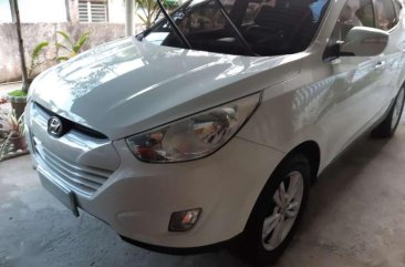 Hyundai Tucson 4x2 at gas ALL POWER